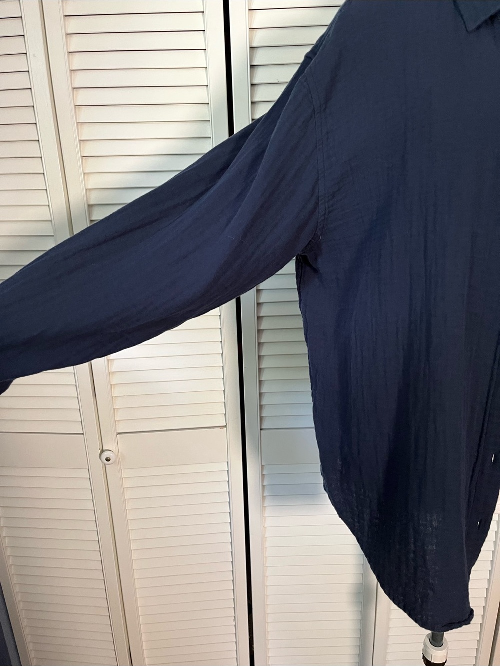 Aritzia Little Moon AirPlush Cotton™ Sail Shirt Vintage Navy XL - Picture 4 of 14